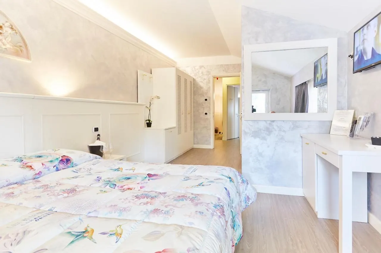 Hotel Villa Lilla Desenzano del Garda