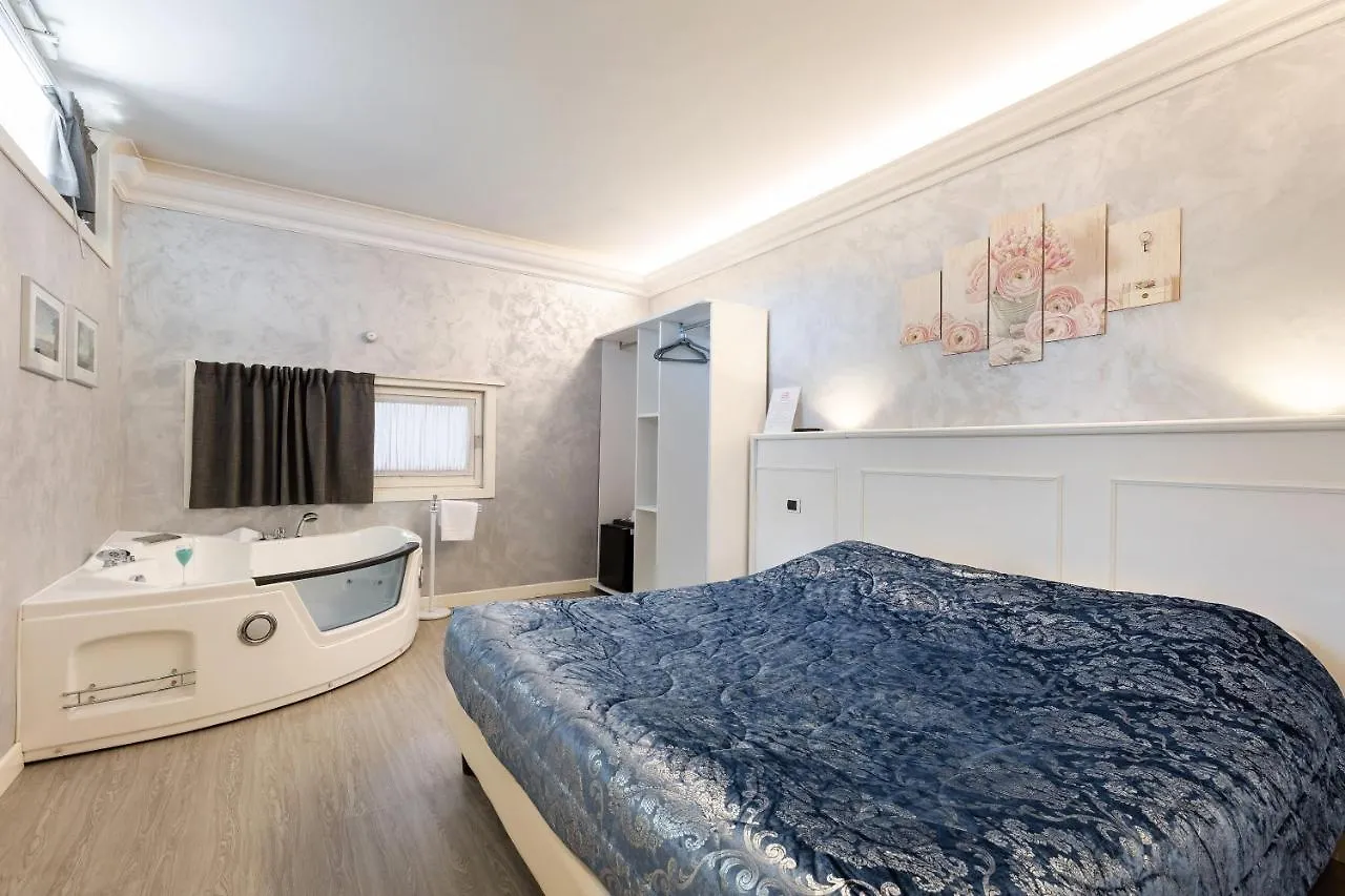 Hotel Villa Lilla Desenzano del Garda Italy